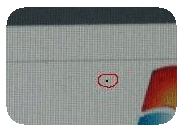 Битый пиксел на б/у ноутбуке - выглядит как черная точка (обведен красным уже на рисунке)
